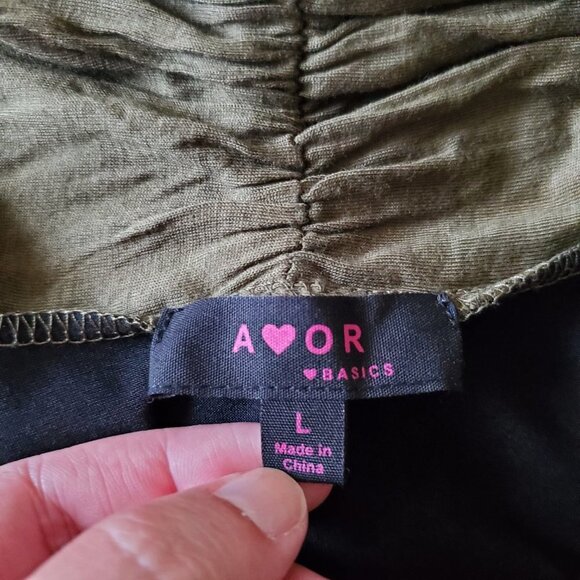 Open Water Fall Cardigan Vest in Olive Green - Picture 8 of 9